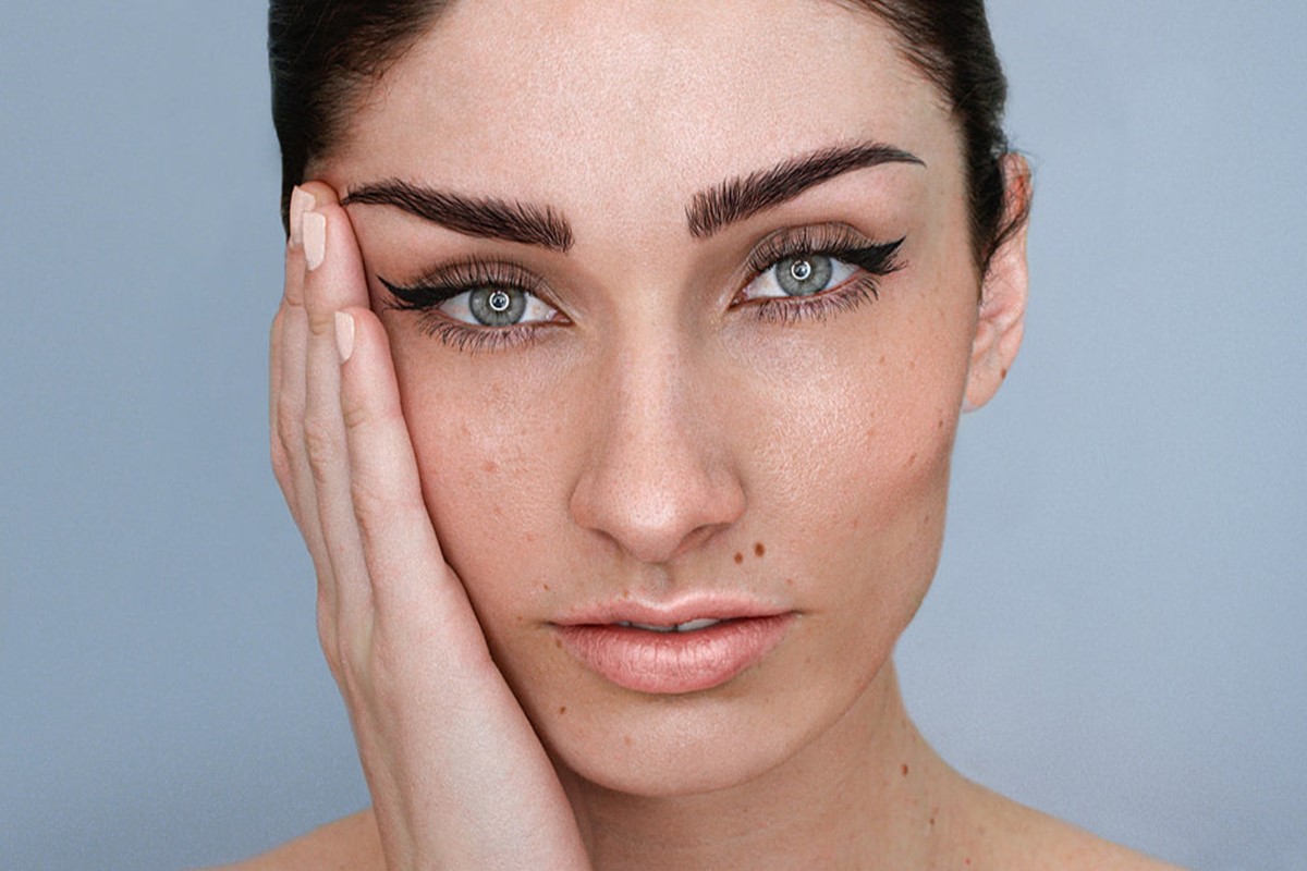 If you want to get compliments on your eyebrows, try these skincare products If you want to get compliments on your eyebrows, try these skincare products