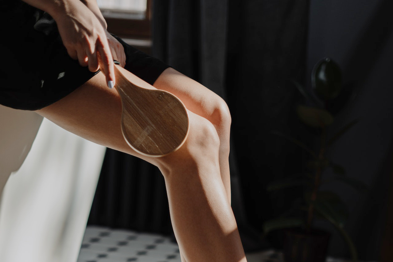 Hair removal with tweezers: 3 mistakes that you are guaranteed to have made before